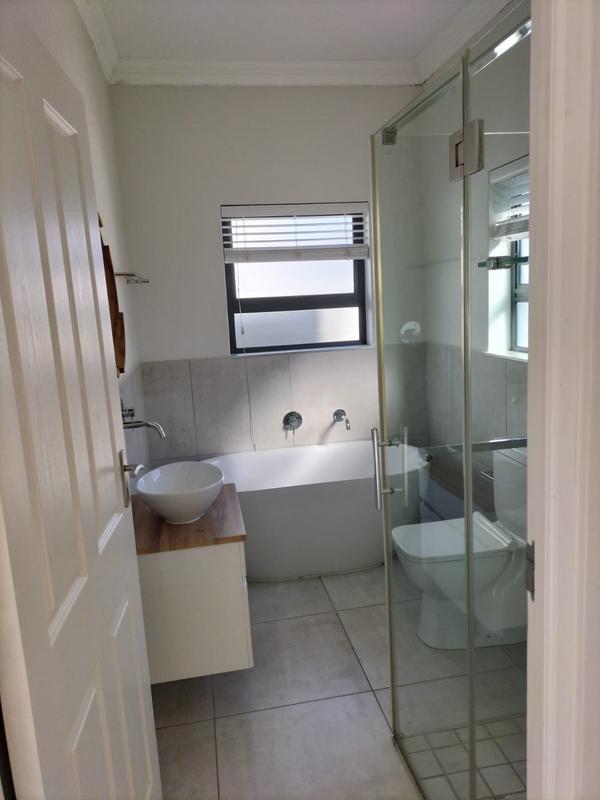 To Let 3 Bedroom Property for Rent in Parklands North Western Cape
